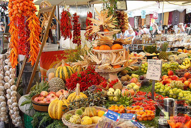 Mercato settimanale